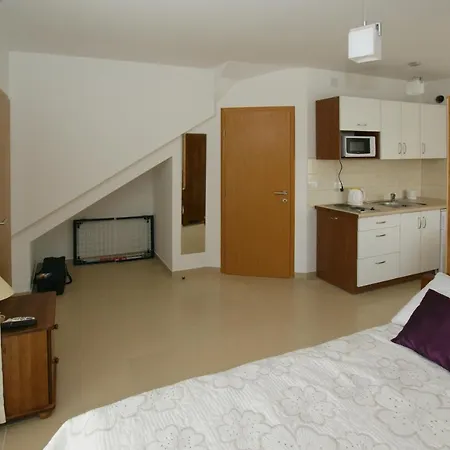 Apartament Trio *