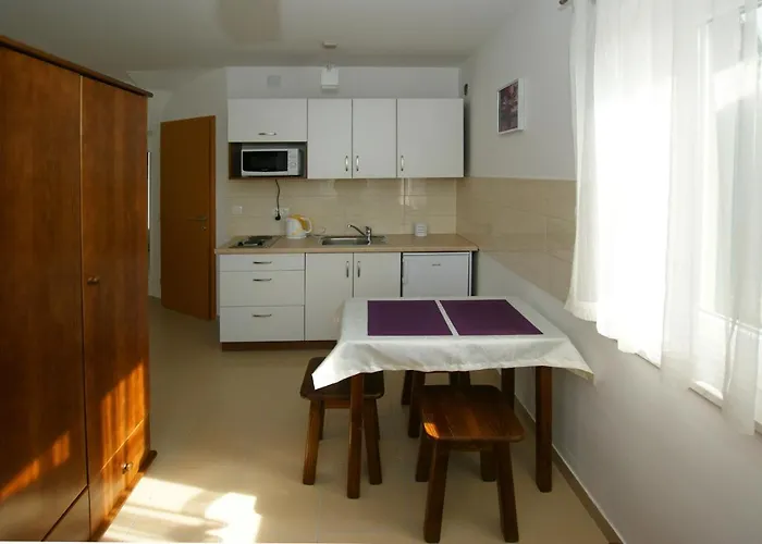 Trio 아파트 스리마