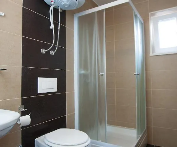 Trio 아파트 스리마