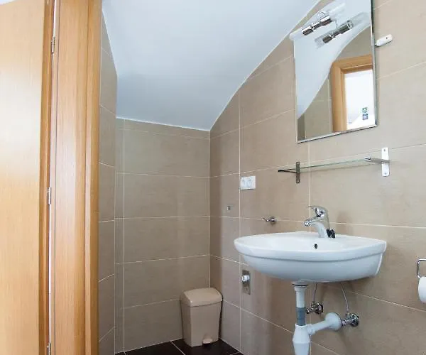 Trio 아파트 스리마